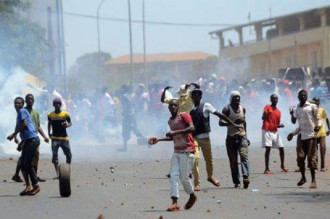 Guinée : La foule des opposants dispersée par les forces de lÂ’ordre